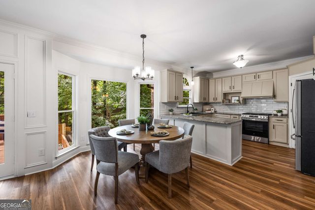11940 N Hickory Trace, Alpharetta, GA 30004