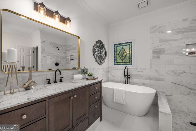 11940 N Hickory Trace, Alpharetta, GA 30004