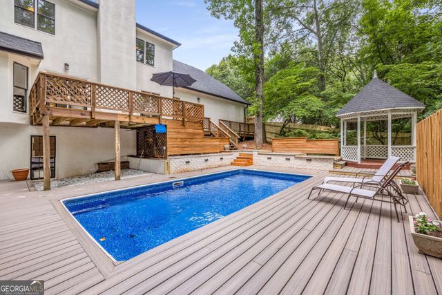 11940 N Hickory Trace, Alpharetta, GA 30004