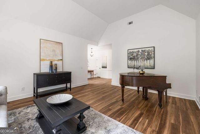 11940 N Hickory Trace, Alpharetta, GA 30004