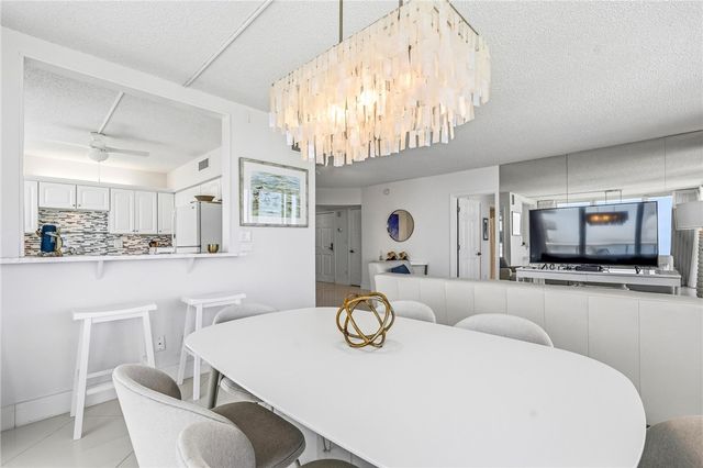 3554 Ocean Drive 702s, Vero Beach, FL 32963