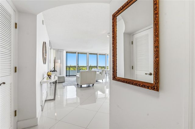 3554 Ocean Drive 702s, Vero Beach, FL 32963