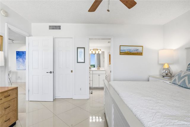 3554 Ocean Drive 702s, Vero Beach, FL 32963