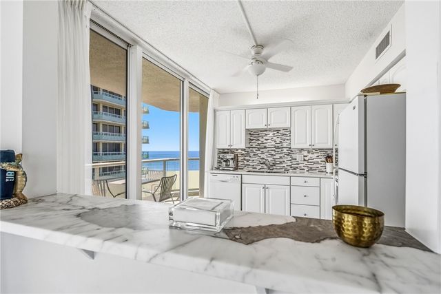 3554 Ocean Drive 702s, Vero Beach, FL 32963