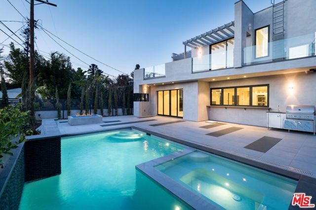 159 S Bowling Green Way, Los Angeles, CA 90049