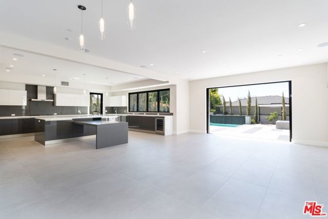 159 S Bowling Green Way, Los Angeles, CA 90049