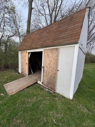 4692 Wayne Boulevard, Clearcreek Twp., OH 45036