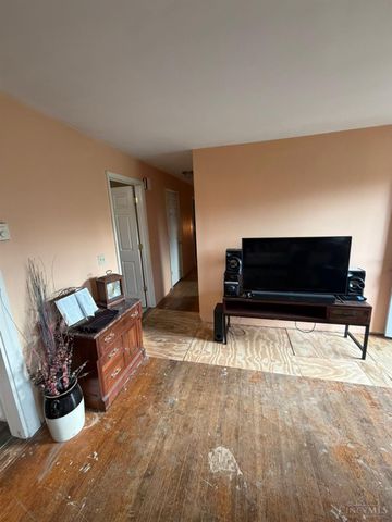 4692 Wayne Boulevard, Clearcreek Twp., OH 45036