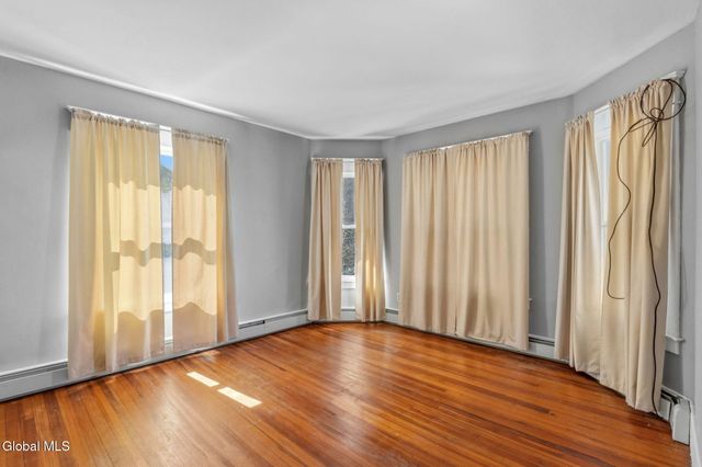 418 Plymouth Avenue, Schenectady, NY 12308