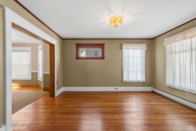 418 Plymouth Avenue, Schenectady, NY 12308