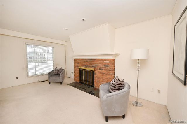 488 Bryn Mawr Street, Birmingham, MI 48009