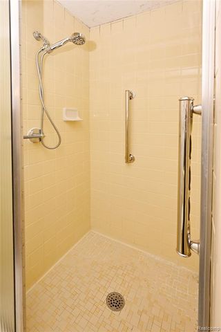 488 Bryn Mawr Street, Birmingham, MI 48009