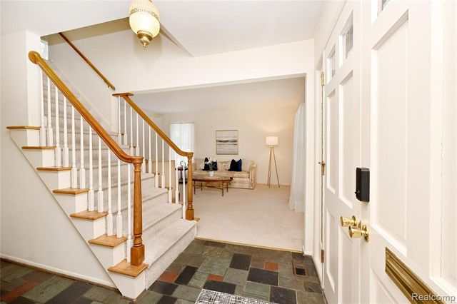 488 Bryn Mawr Street, Birmingham, MI 48009