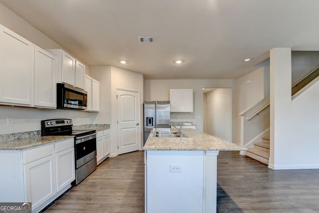 393 Walnut Grove Way, Pendergrass, GA 30567