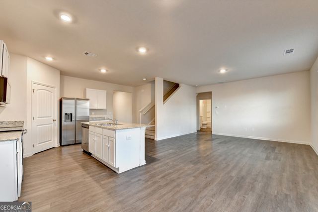 393 Walnut Grove Way, Pendergrass, GA 30567