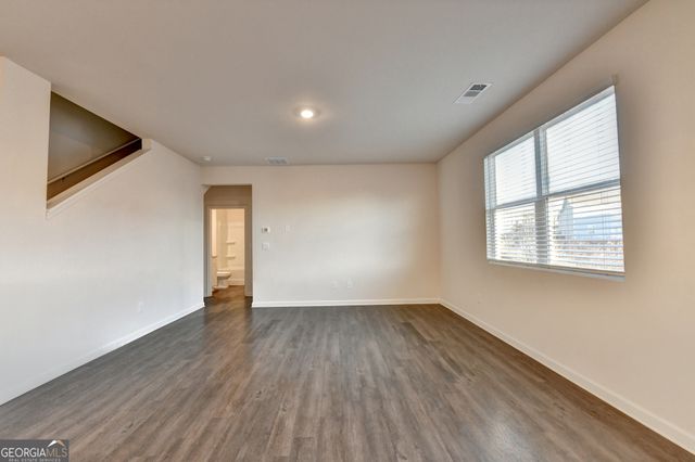 393 Walnut Grove Way, Pendergrass, GA 30567