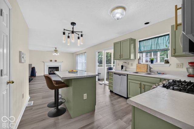 6548 Long Run Drive, Indianapolis, IN 46268