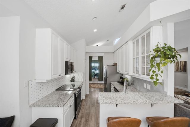 609 SW St Thomas Cove, Port St. Lucie, FL 34986
