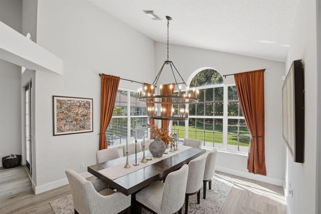 609 SW St Thomas Cove, Port St. Lucie, FL 34986
