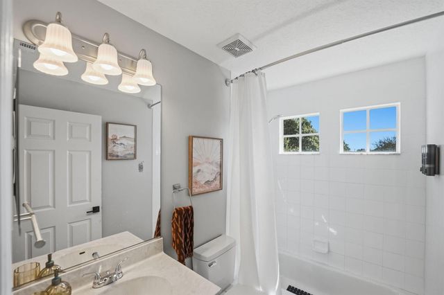 609 SW St Thomas Cove, Port St. Lucie, FL 34986