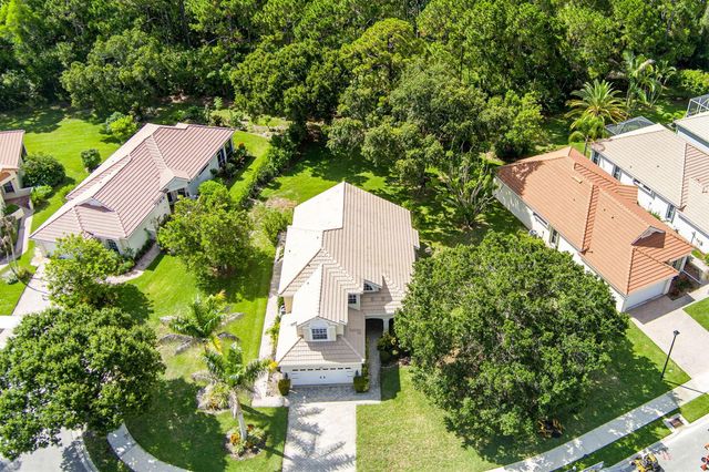 609 SW St Thomas Cove, Port St. Lucie, FL 34986