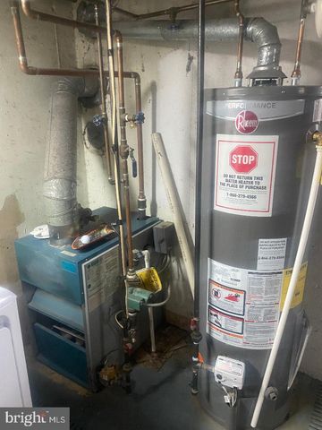 633 TURF LN, Conshohocken, PA 19428