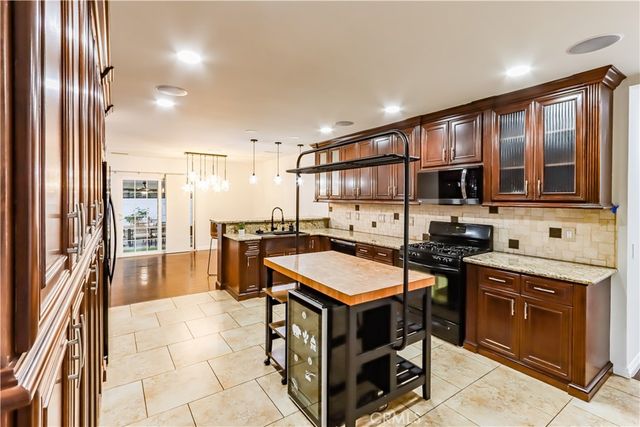 5442 E Walkerton Street, Long Beach, CA 90808