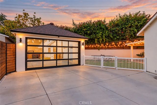 5442 E Walkerton Street, Long Beach, CA 90808