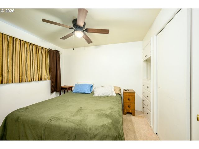 1245 Sw GILORR St, Mc Minnville, OR 97128