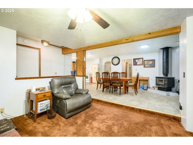 1245 Sw GILORR St, Mc Minnville, OR 97128