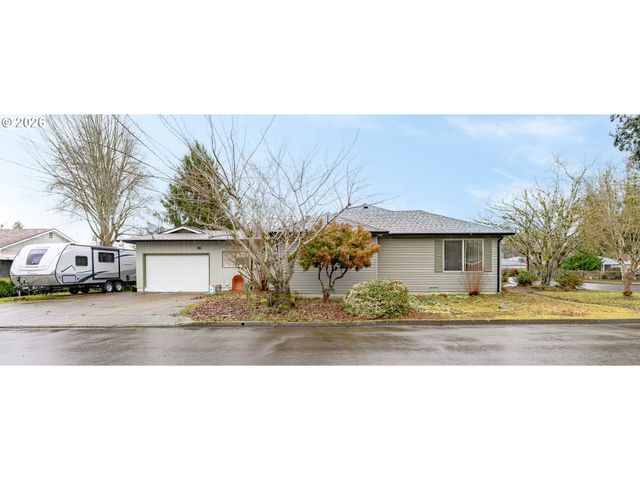 1245 Sw GILORR St, Mc Minnville, OR 97128