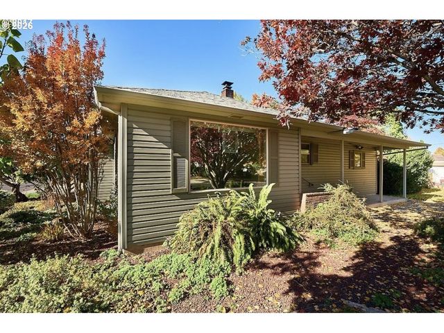 1245 Sw GILORR St, Mc Minnville, OR 97128