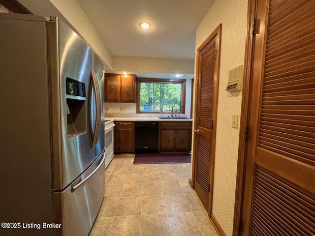 3203 Kings Ct, Bardstown, KY 40004