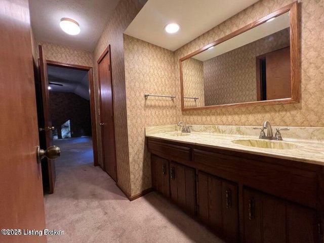 3203 Kings Ct, Bardstown, KY 40004