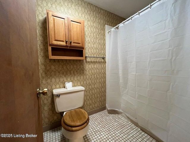 3203 Kings Ct, Bardstown, KY 40004