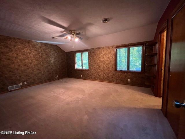 3203 Kings Ct, Bardstown, KY 40004