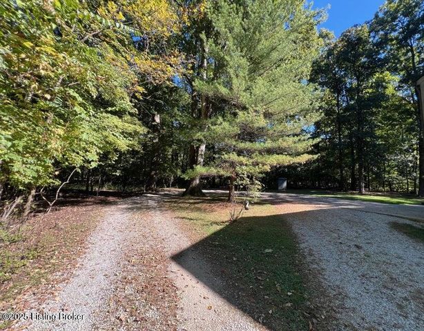 3203 Kings Ct, Bardstown, KY 40004