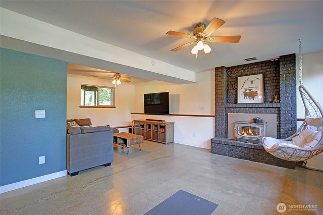 2005 252nd Street NW, Stanwood, WA 98292