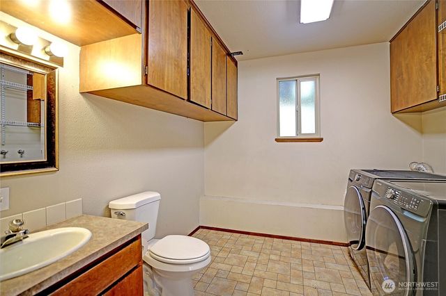 2005 252nd Street NW, Stanwood, WA 98292