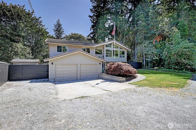 2005 252nd Street NW, Stanwood, WA 98292