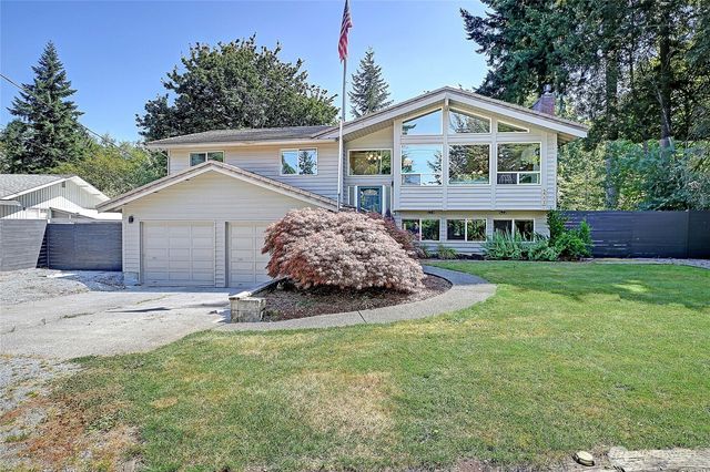 2005 252nd Street NW, Stanwood, WA 98292