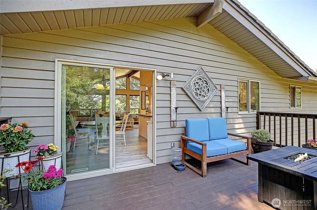2005 252nd Street NW, Stanwood, WA 98292