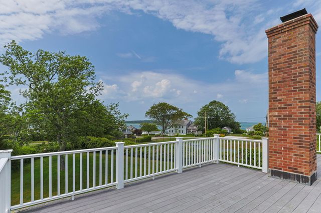 95 Cotchpinicut Road, Chatham, MA 02633