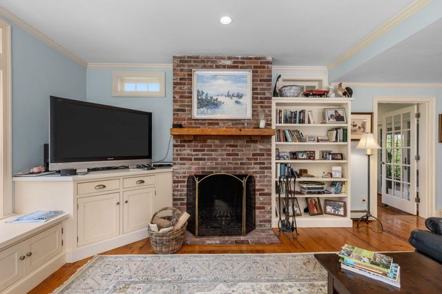 95 Cotchpinicut Road, Chatham, MA 02633