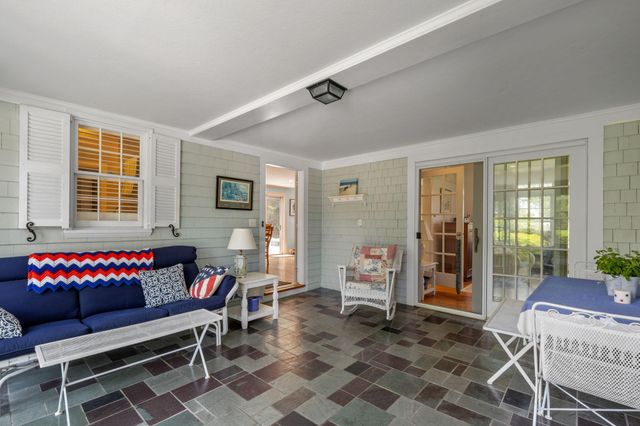 95 Cotchpinicut Road, Chatham, MA 02633