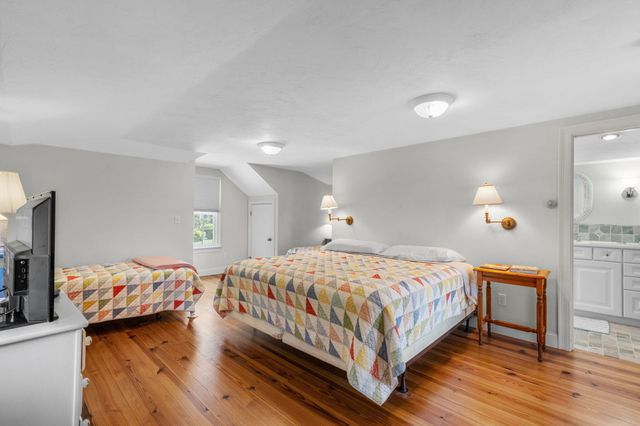 95 Cotchpinicut Road, Chatham, MA 02633