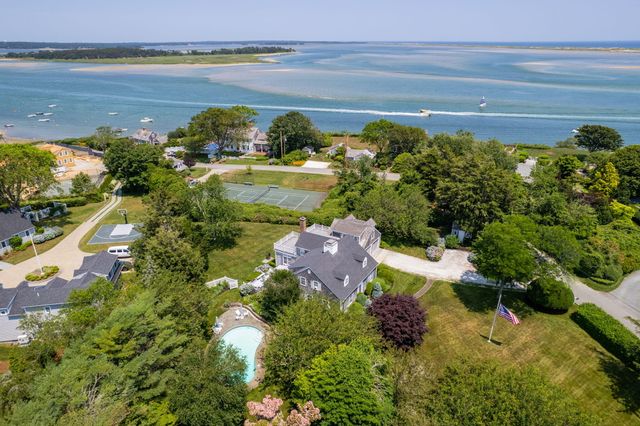 95 Cotchpinicut Road, Chatham, MA 02633