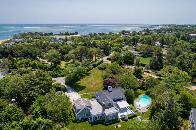 95 Cotchpinicut Road, Chatham, MA 02633