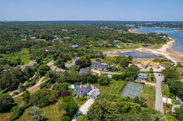 95 Cotchpinicut Road, Chatham, MA 02633