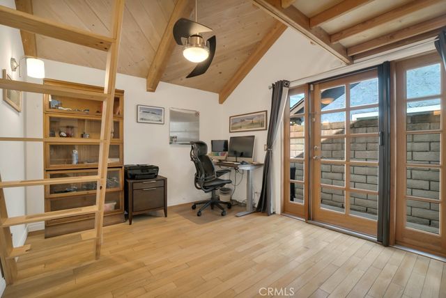 6305 Crebs, Tarzana, CA 91335